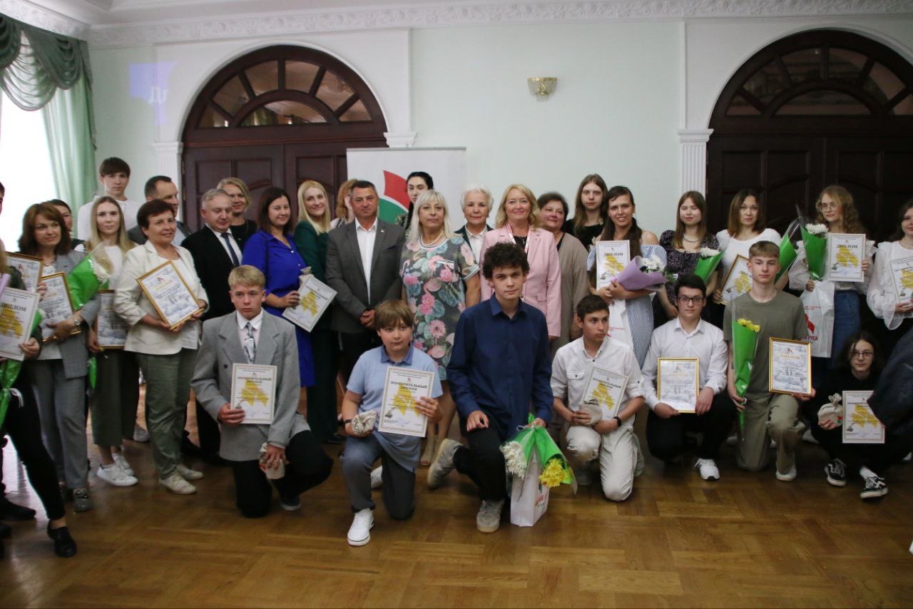 Золотое перо бесценного слова