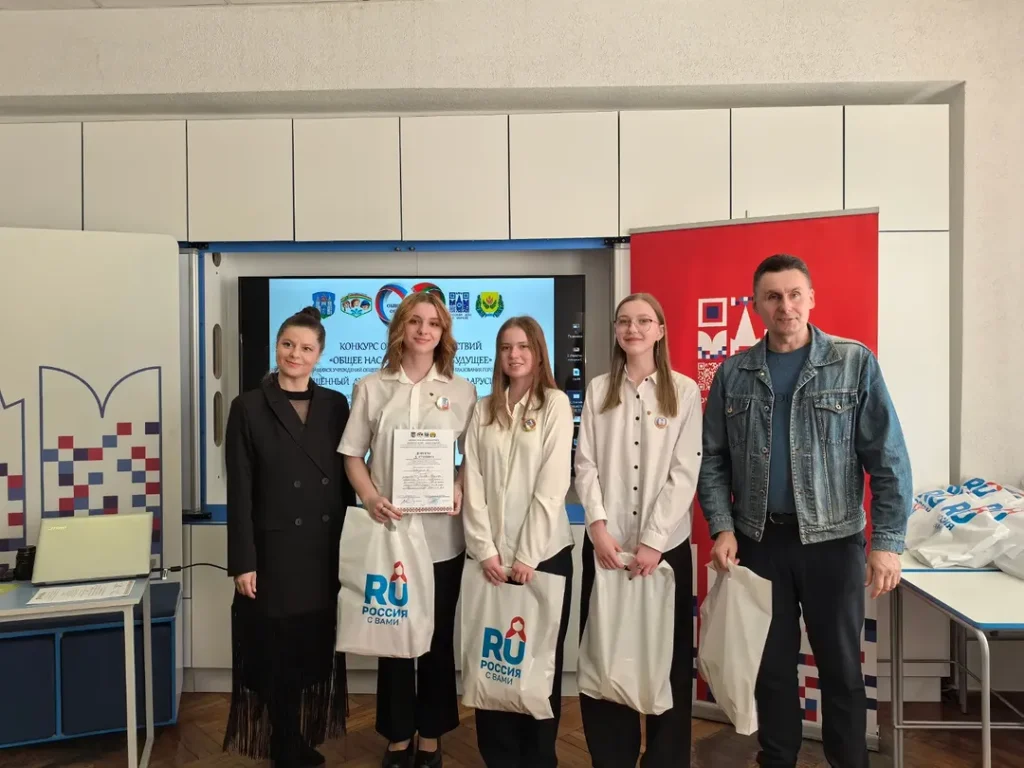 🎉Поздравляем учащихся нашей школы Карпенко Полину, Ульянову Анастасию и Мардушкову Софию