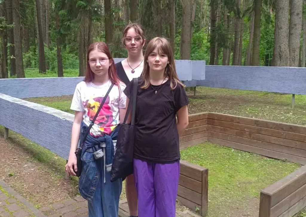 «Землянка»