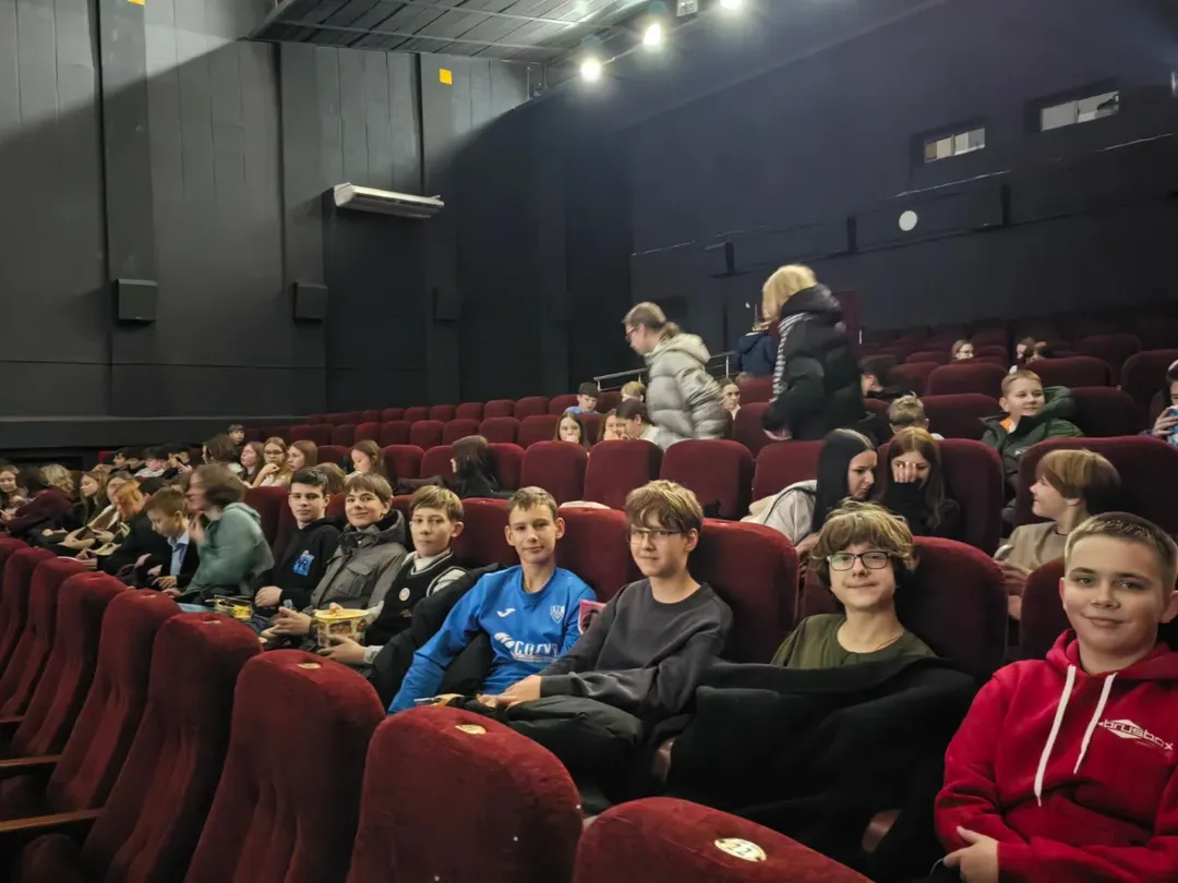 SnapInsta.to_587621356_18148550302441030_1048094920315662058_n