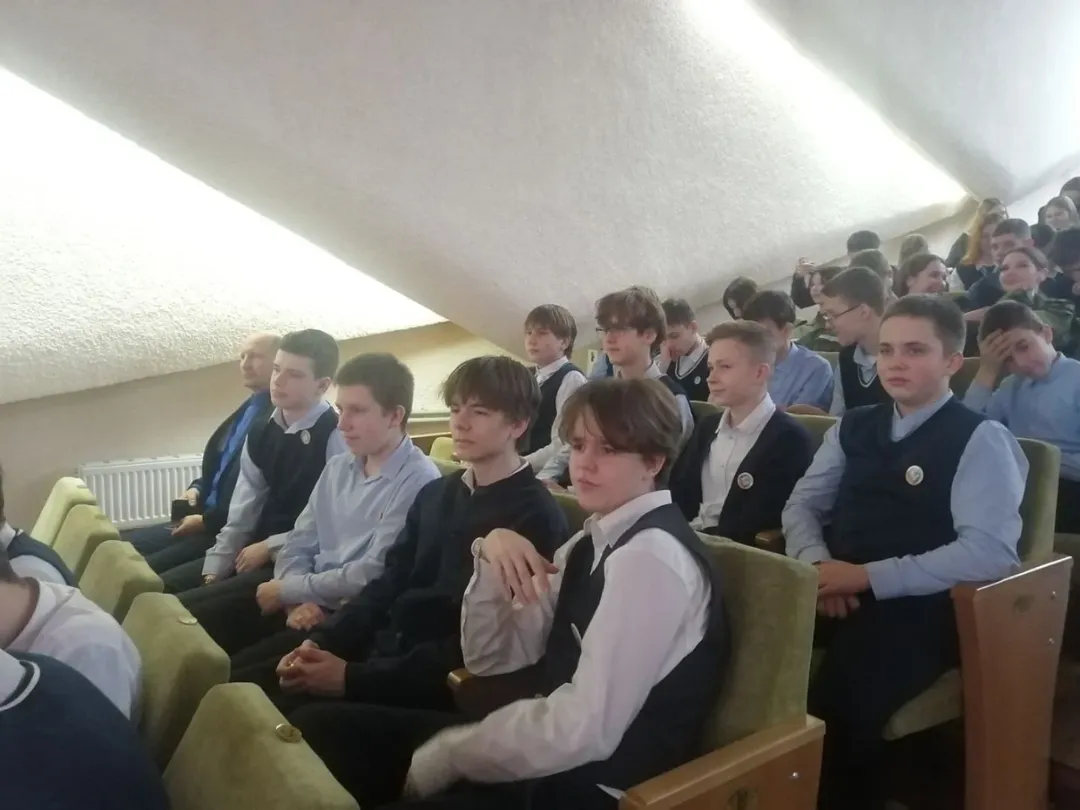 SnapInsta.to_612225000_18152753260441030_7531936692676293482_n