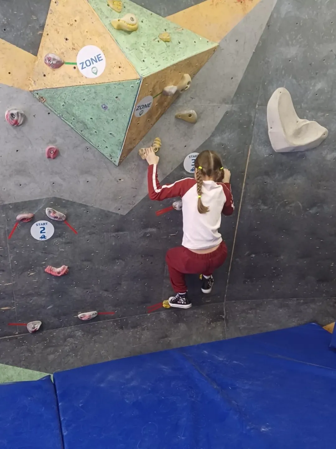 SnapInsta.to_617073875_18153021295441030_1257750442103178320_n